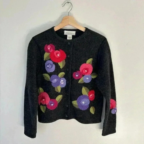 100% Wool Embroidered Vintage Susan Bristol Button Down Cardigan S Sezane vibes - Picture 1 of 9